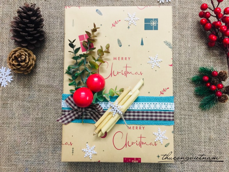 Hộp Quà To Gói Sẵn Phong Cách Giáng Sinh (23*32*5cm) - Mẫu 16